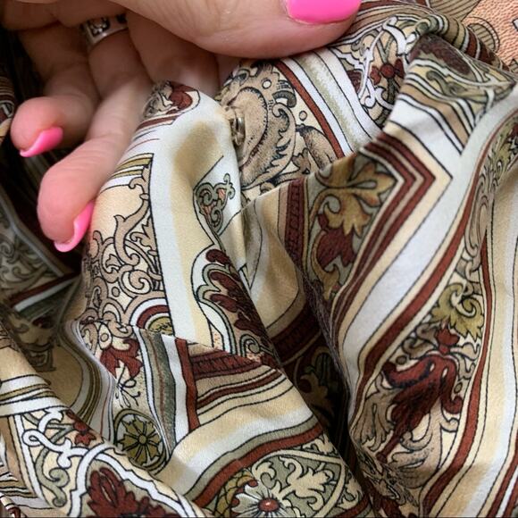 Vintage Liz Claiborne Silk Tan/Brown Wood Frame Pattern Blouse/Blazer - Picture 5 of 7